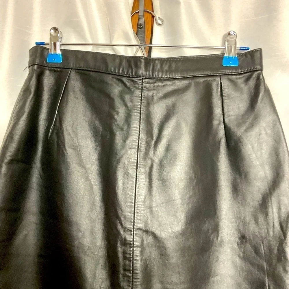 Awesome Vintage Find                    Leathercraft Process vintage Retro Skirt
